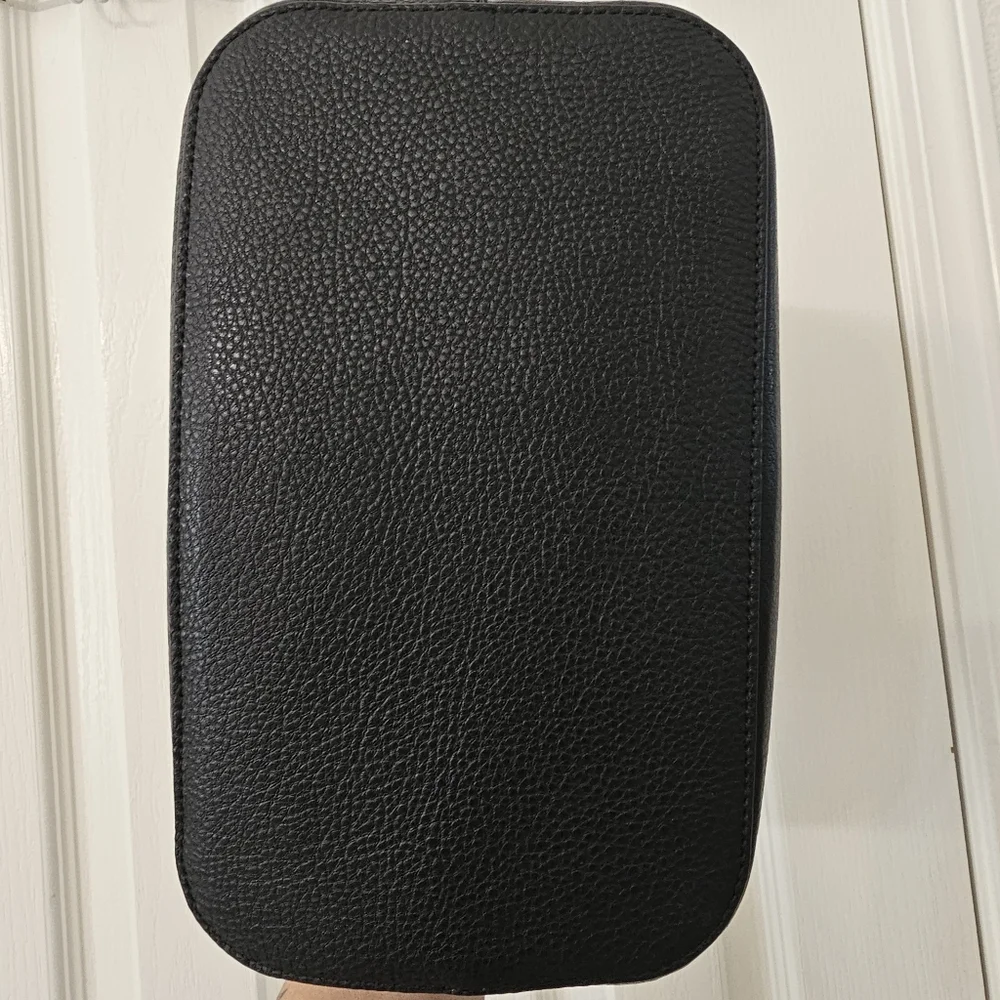 Kate Spade Large Marti Shoulder Bucket Bag - Picture 7 of 8